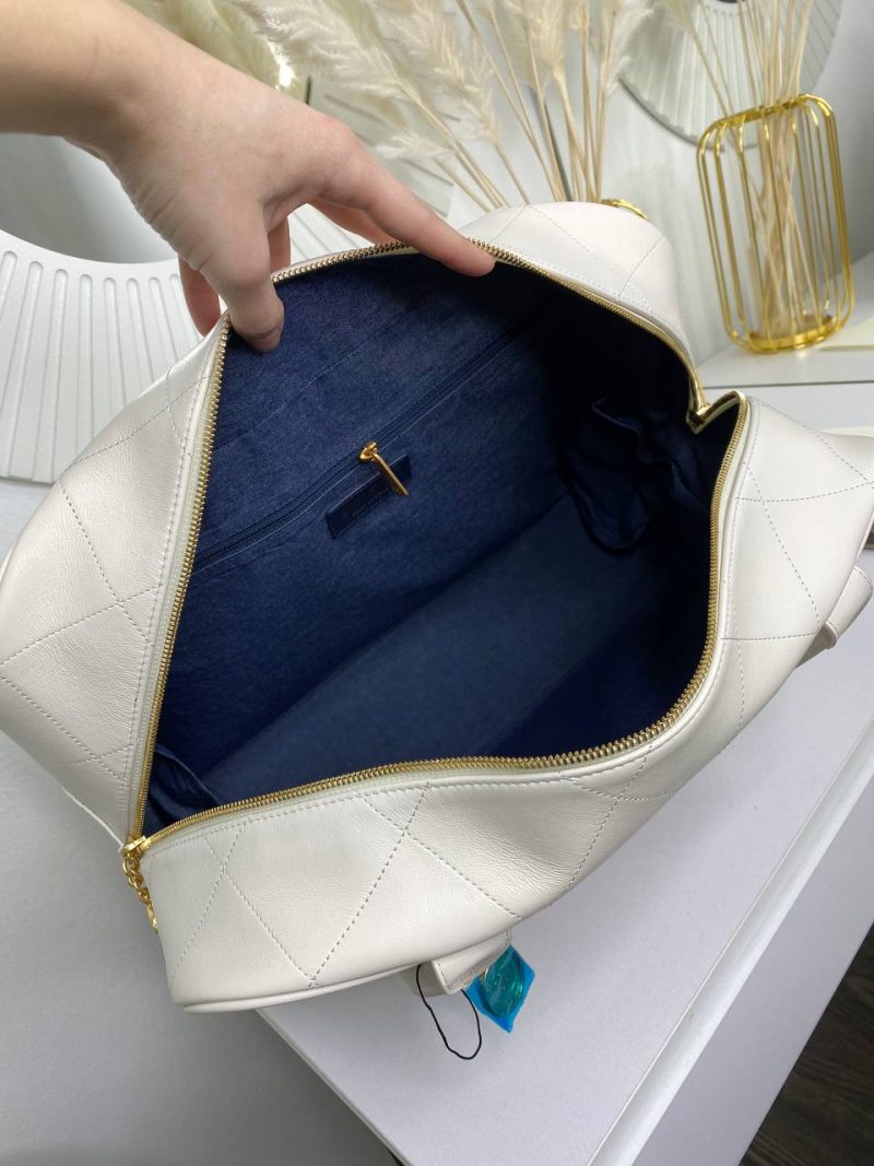 photo_5438122595187808987_y