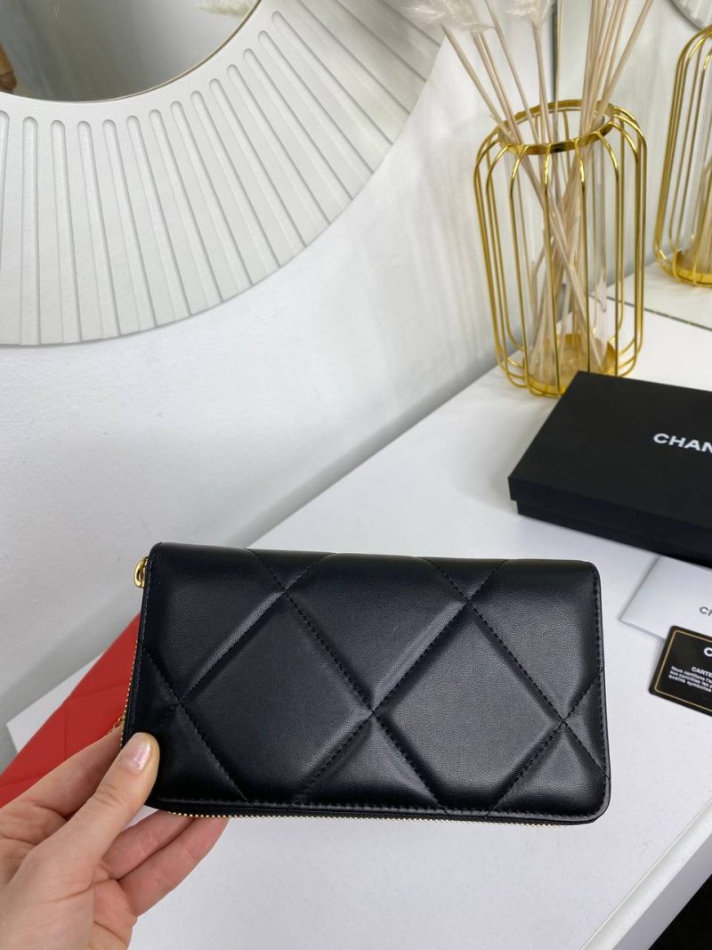 photo_5447408529230123145_y