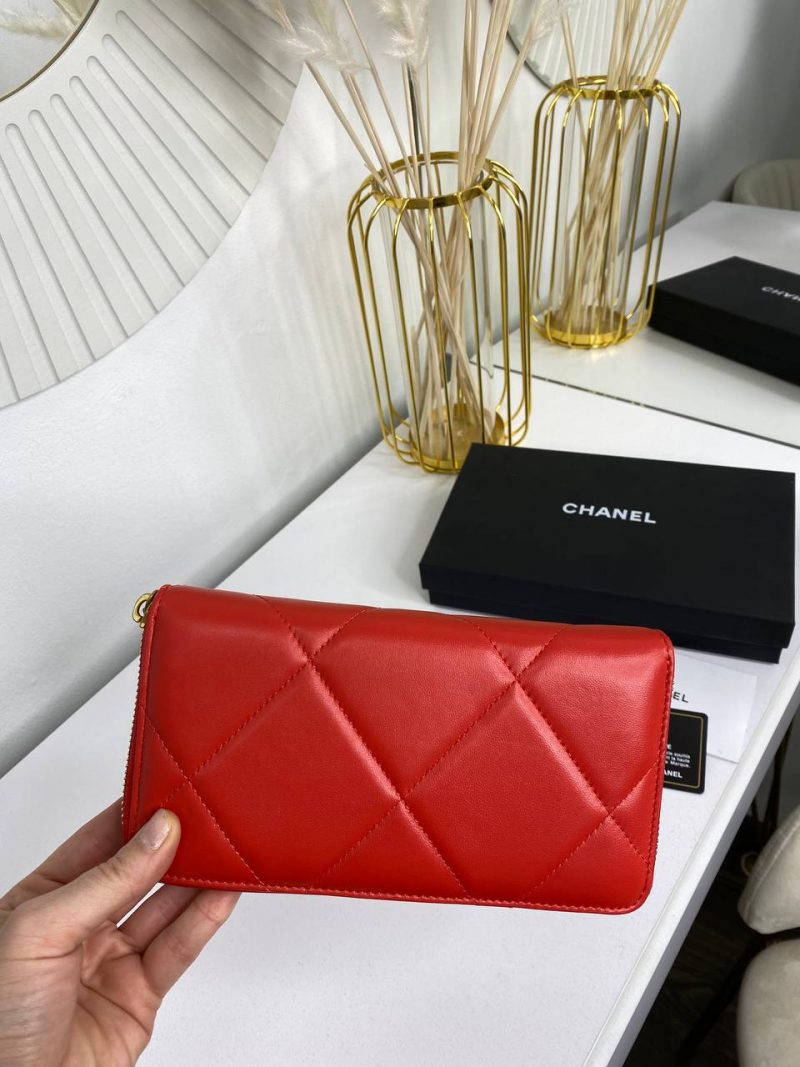 photo_5447408529230123148_y