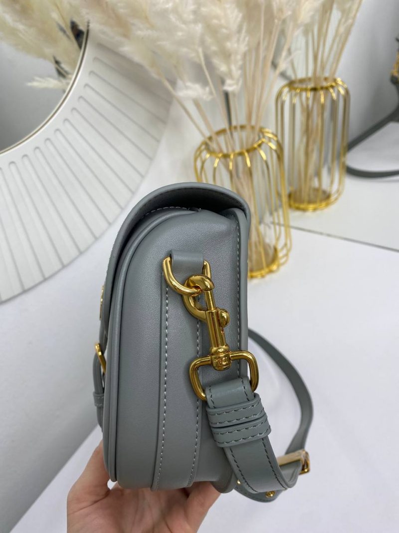 photo_5447408529230123162_y