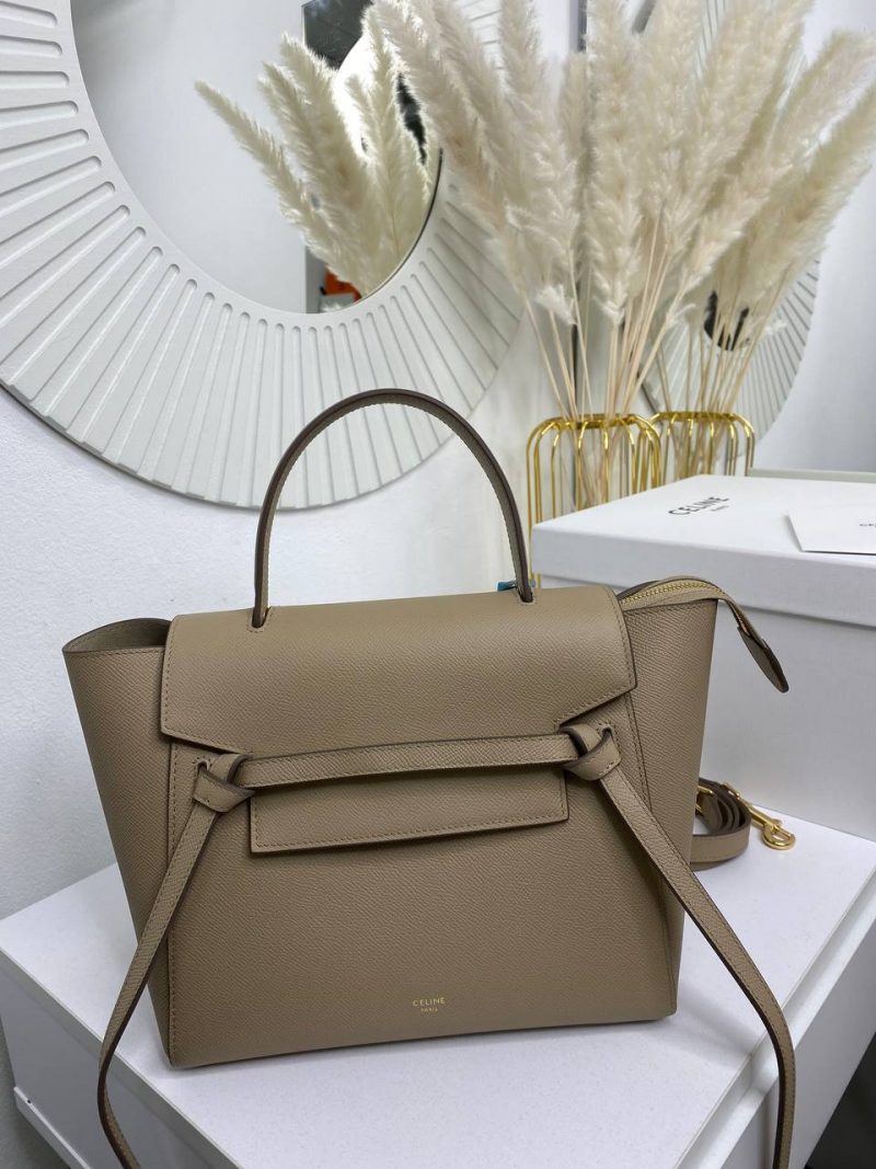 photo_5447408529230123177_y