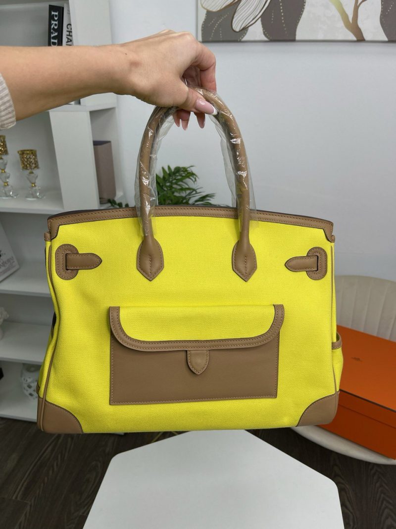 photo_5447552294670422690_y