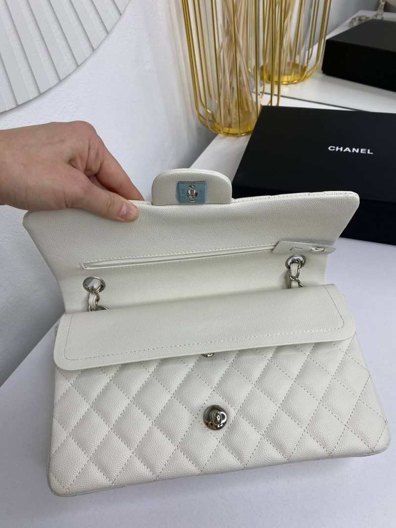 photo_5458685610110867229_y