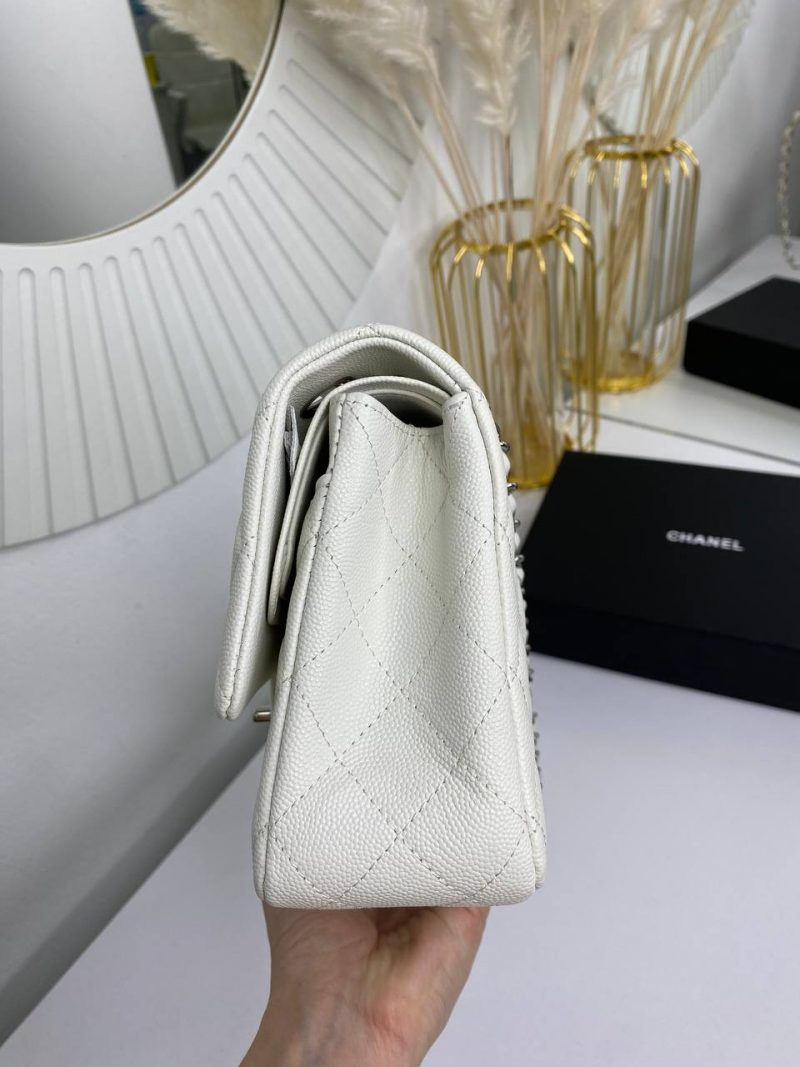 photo_5458685610110867230_y