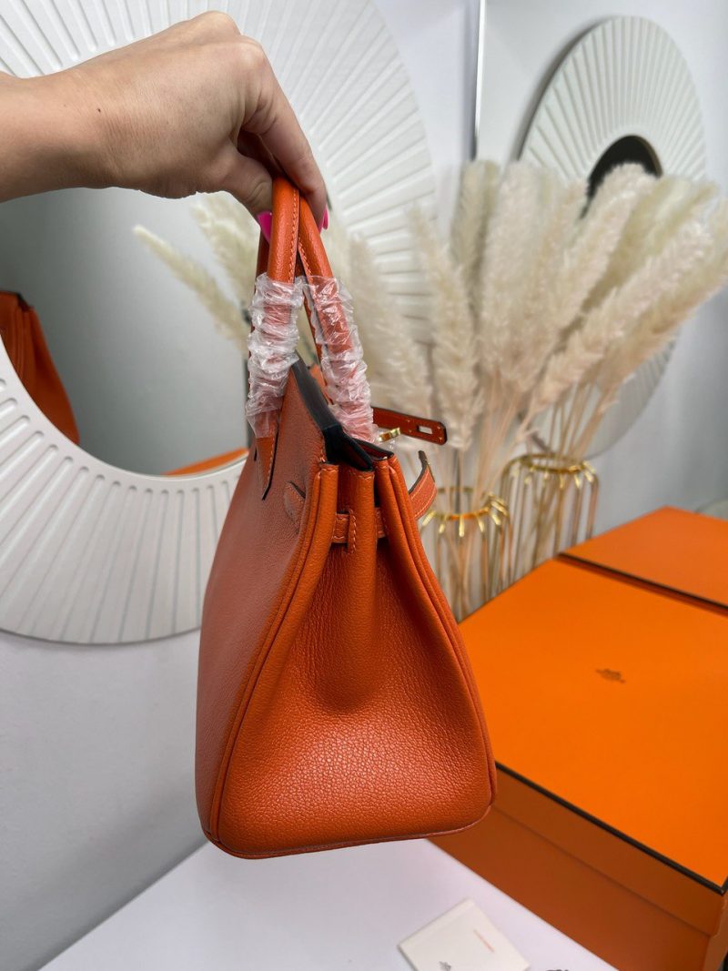 photo_5458696429133485624_y