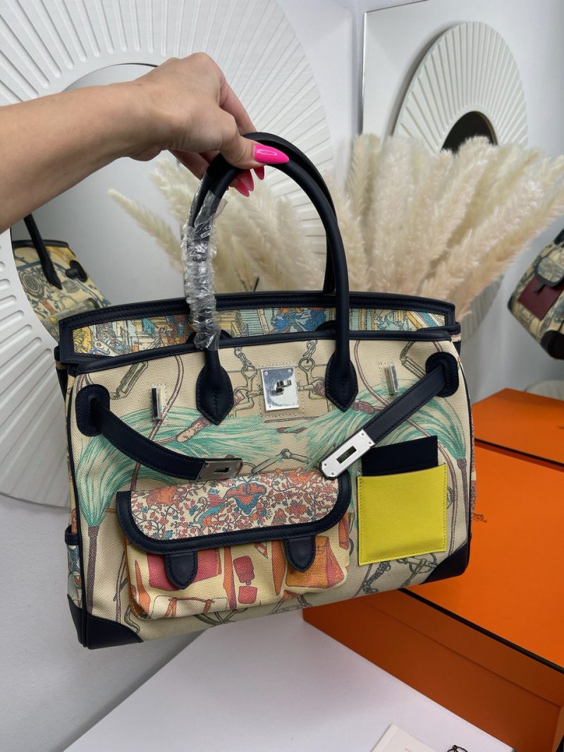 photo_5458696429133485633_y