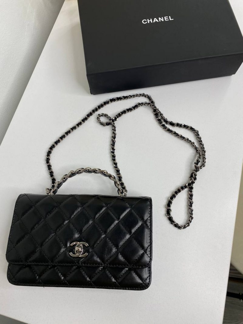 photo_5460649415187486205_y