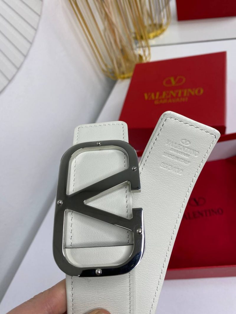 photo_5472391151400114014_y