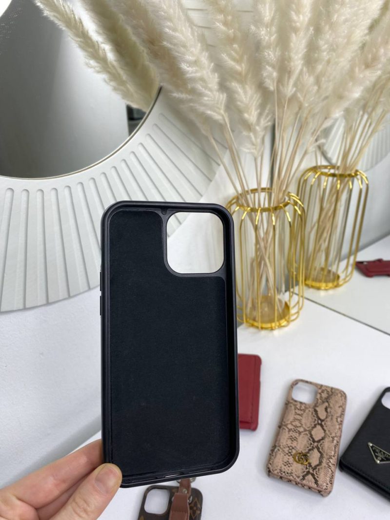 photo_5472391151400114066_y