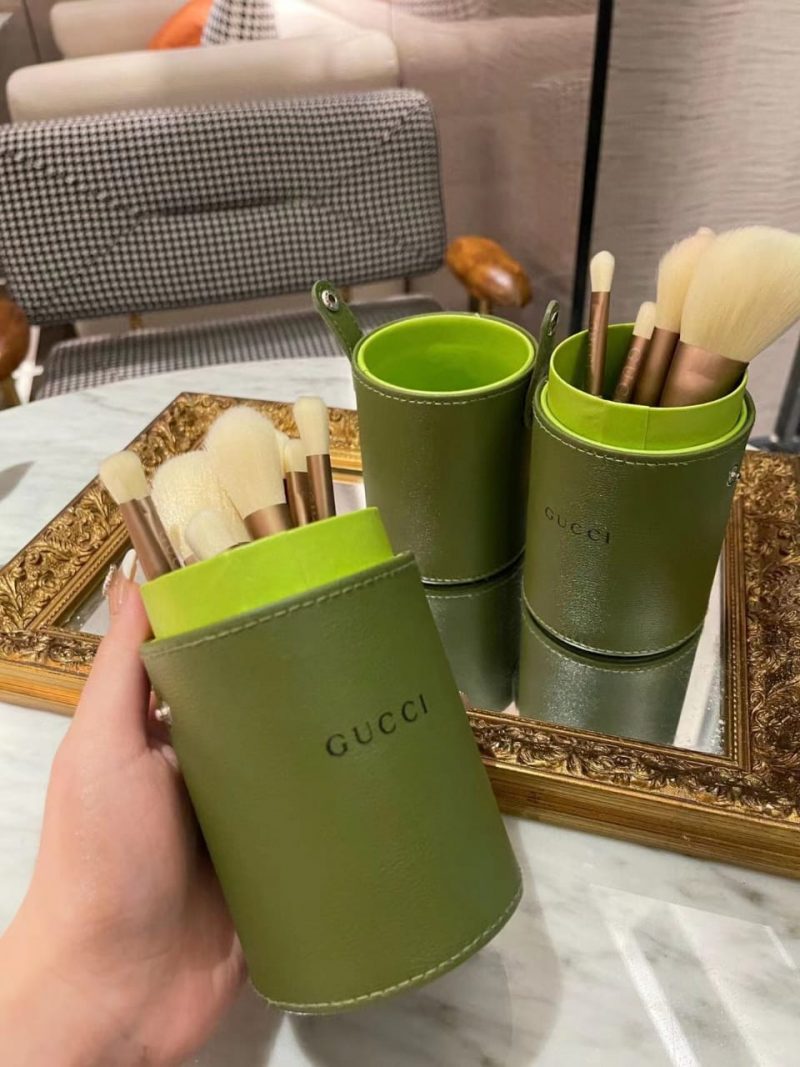 26e06f77-fb39-419c-9069-be0890ff41dc