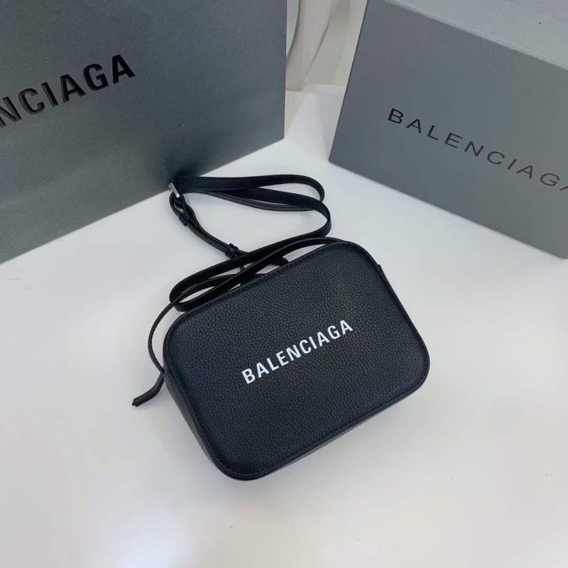 fc01469d-54e5-4626-84e1-30894d3bfa4c