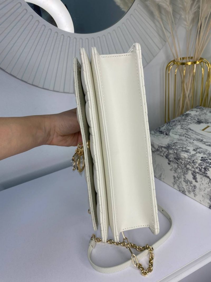 photo_5235902448126778849_yл