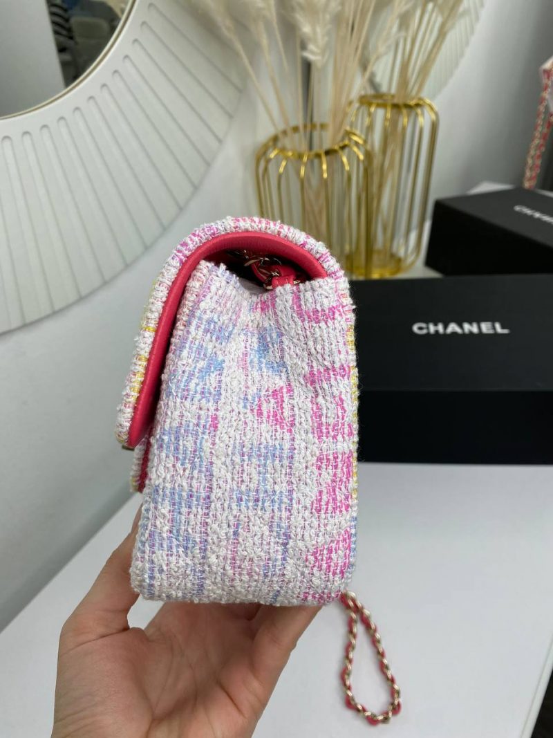 photo_5251234454876314122_y