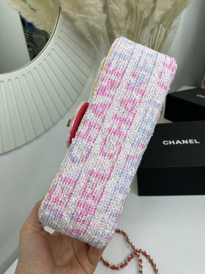 photo_5251234454876314123_y