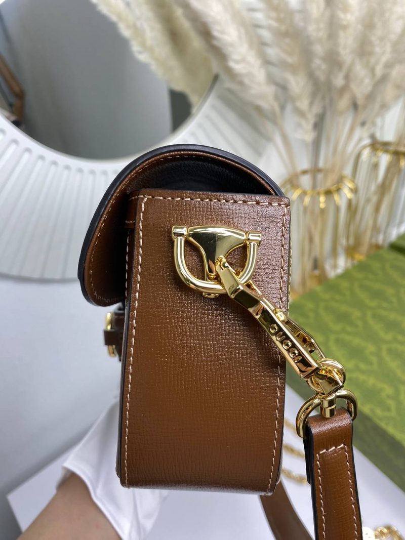 photo_5253946649414327832_y