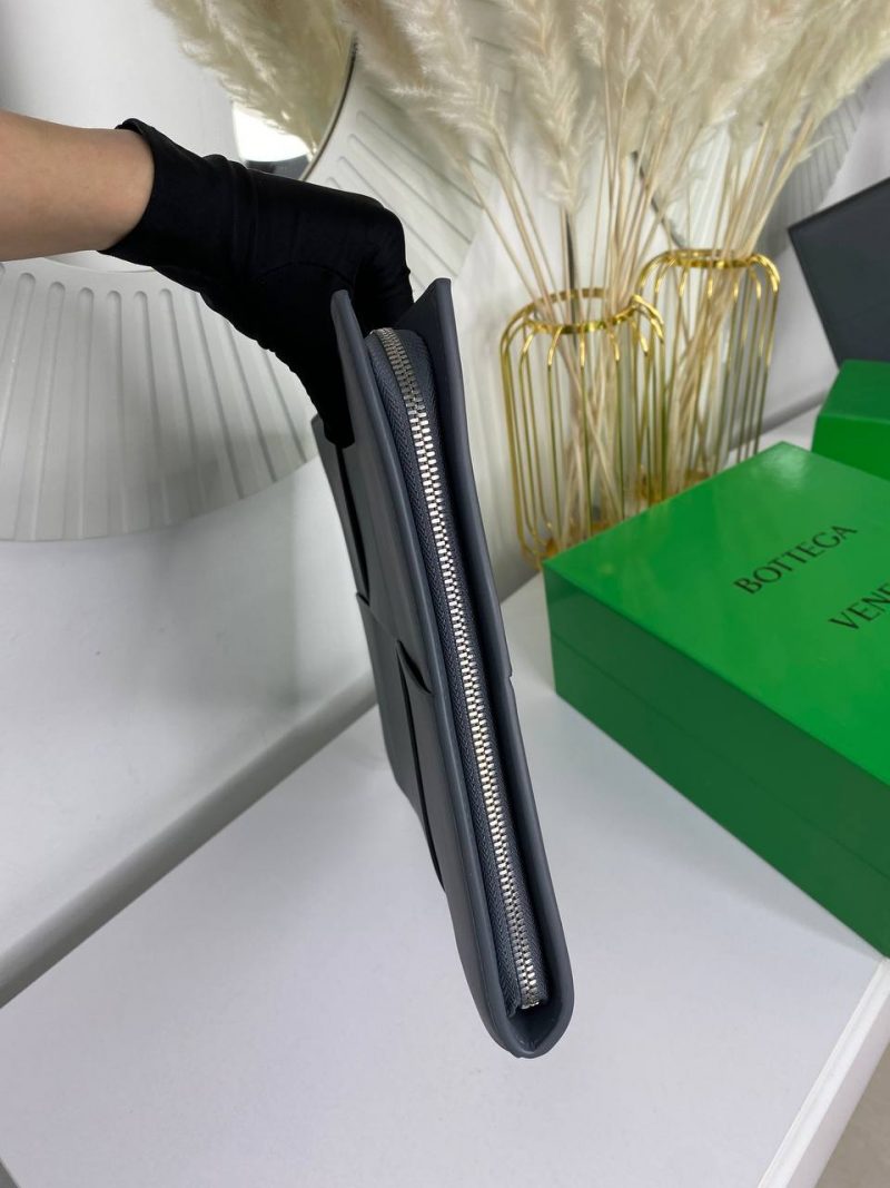 photo_5269667281984674505_y