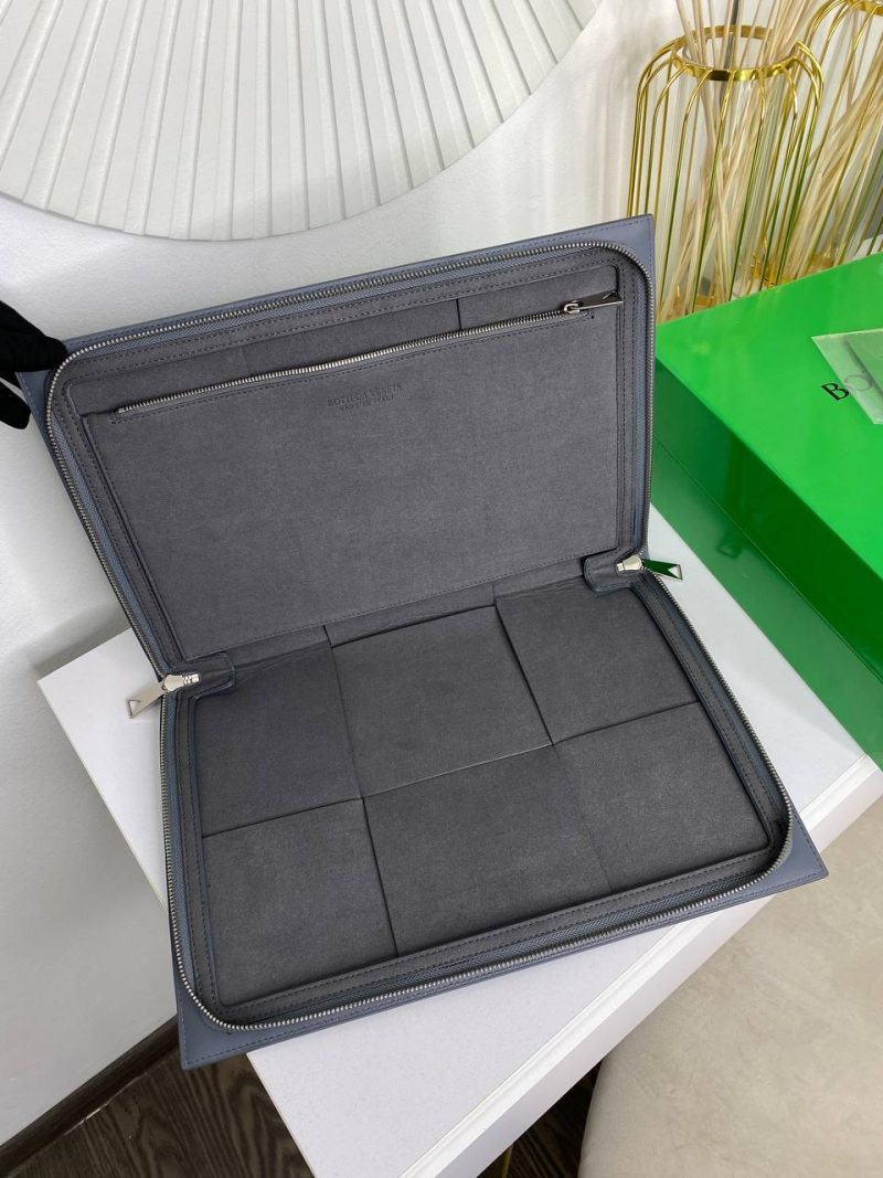 photo_5269667281984674509_y