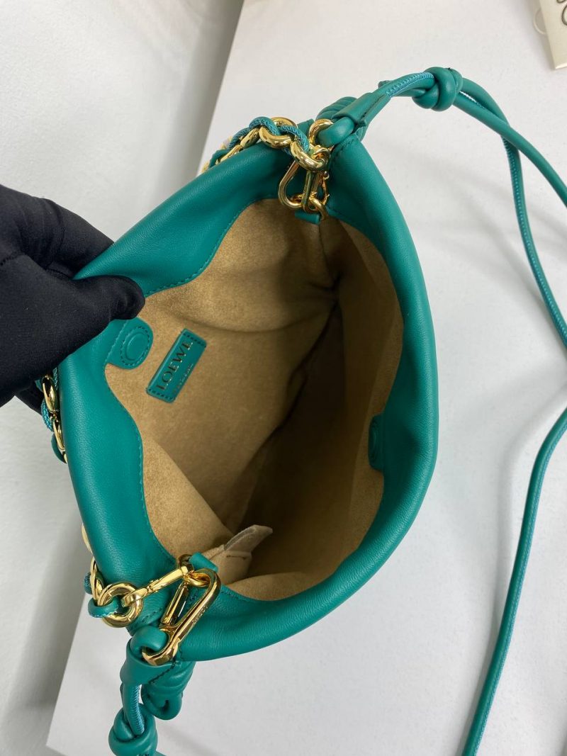 photo_5273908201412222744_y