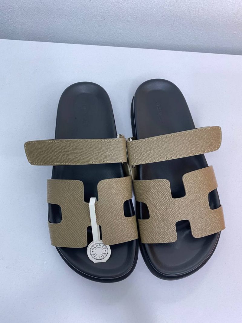 photo_5357167173237332403_y