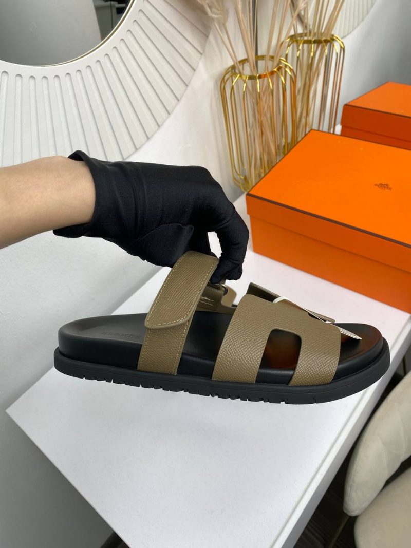 photo_5357167173237332404_y