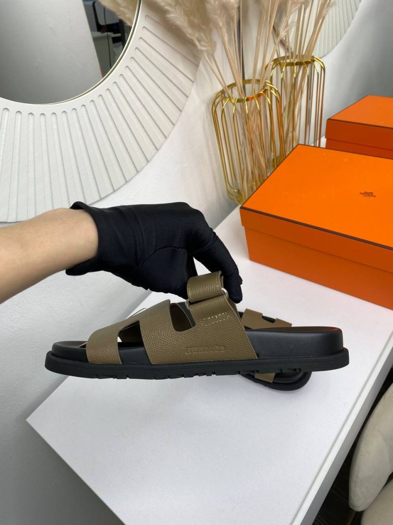 photo_5357167173237332405_y