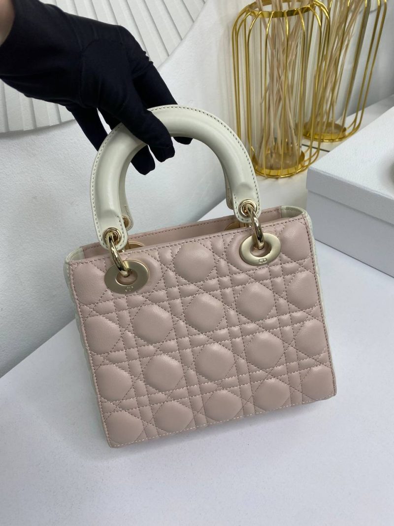 photo_5375313156659861325_y