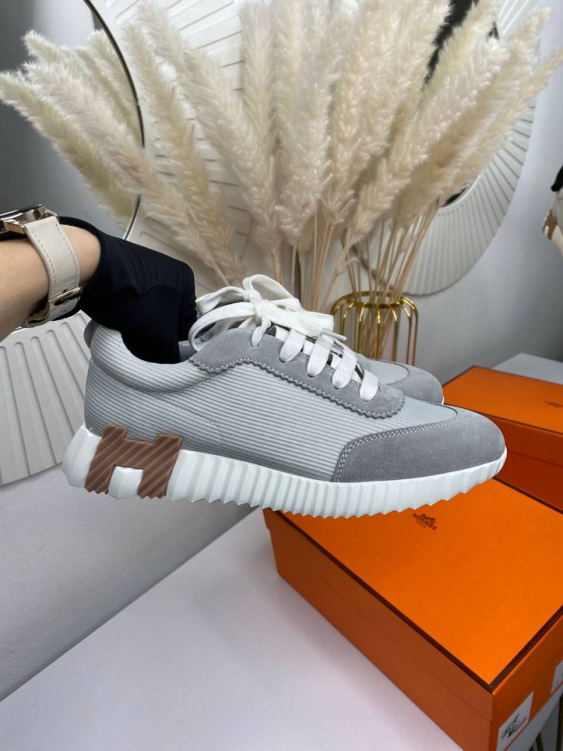 photo_5377564956473547266_y