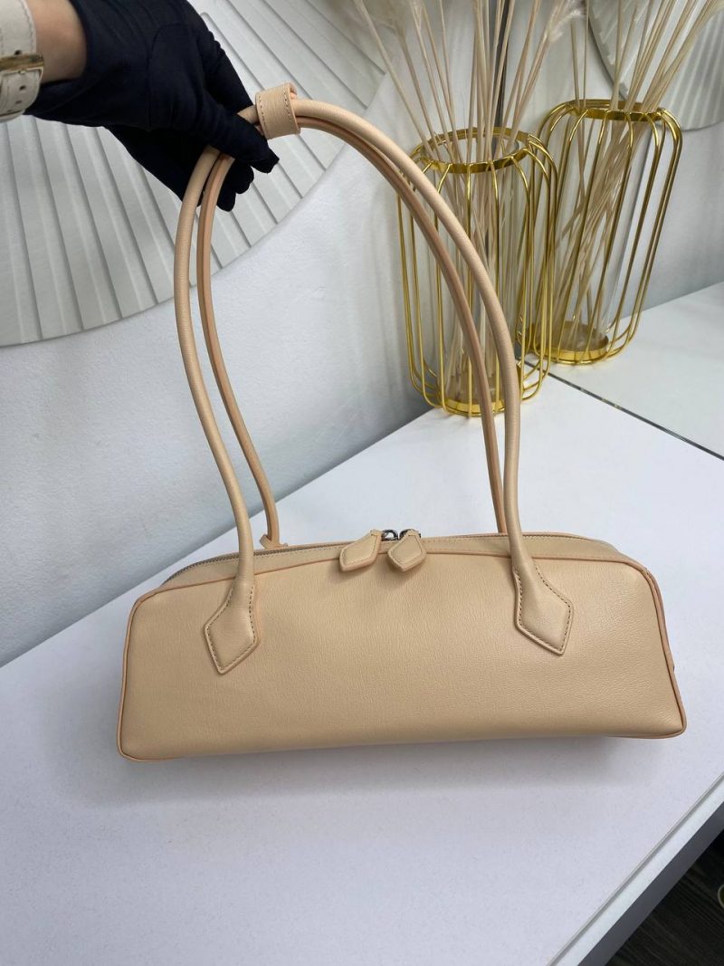 msg-1001308284831-115668