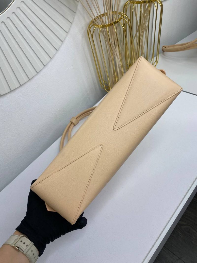 msg-1001308284831-115669