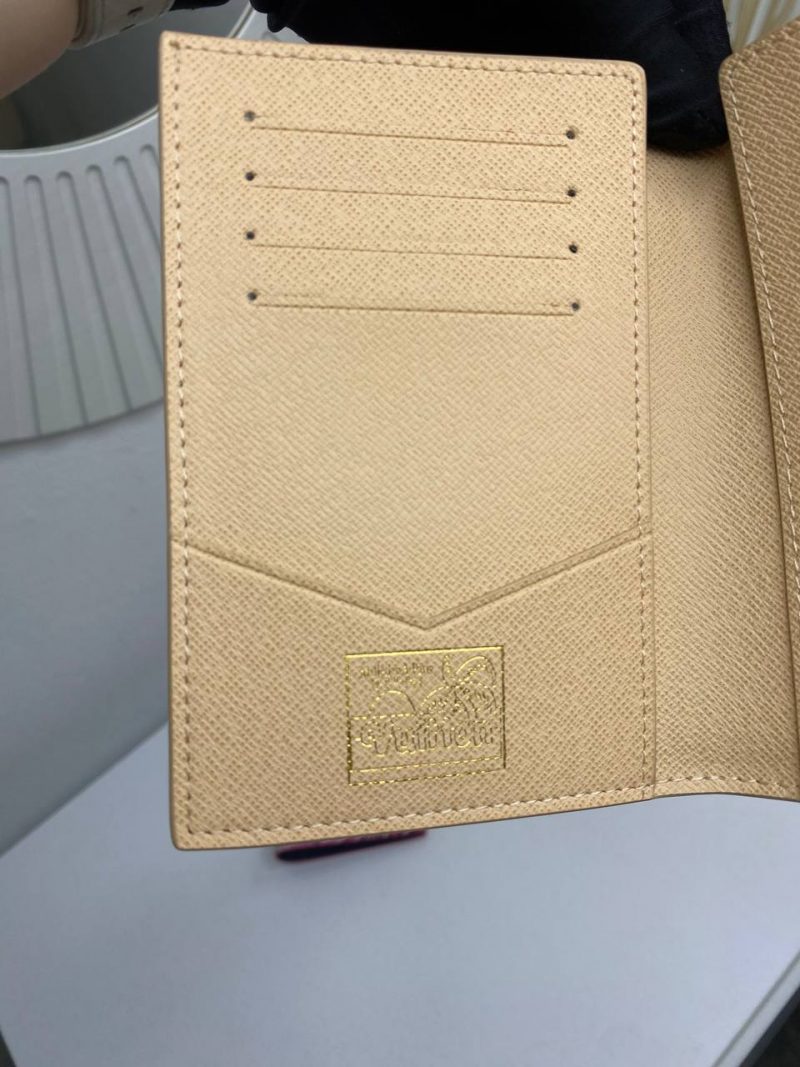 msg-1001308284831-115702