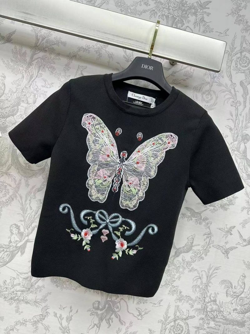 photo_5386484684424338681_y