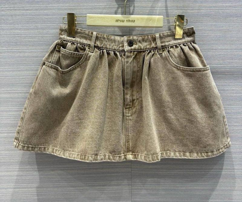 photo_5386484684424339029_y