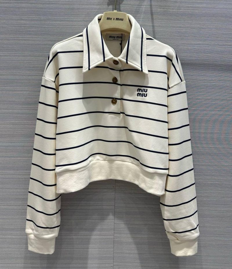 photo_5386484684424339032_y