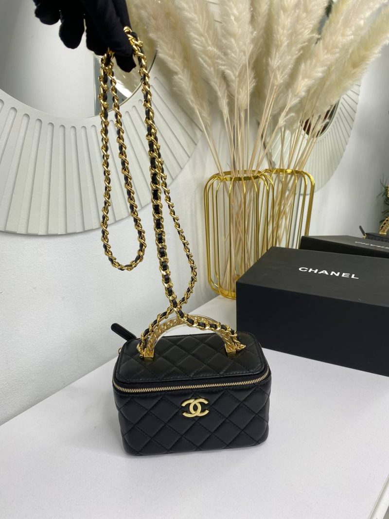 photo_5206500231594762047_y