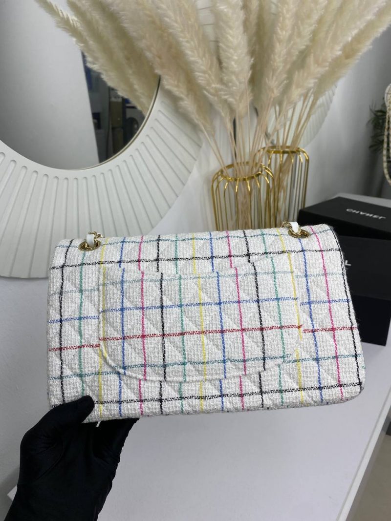 photo_5206500231594762062_y