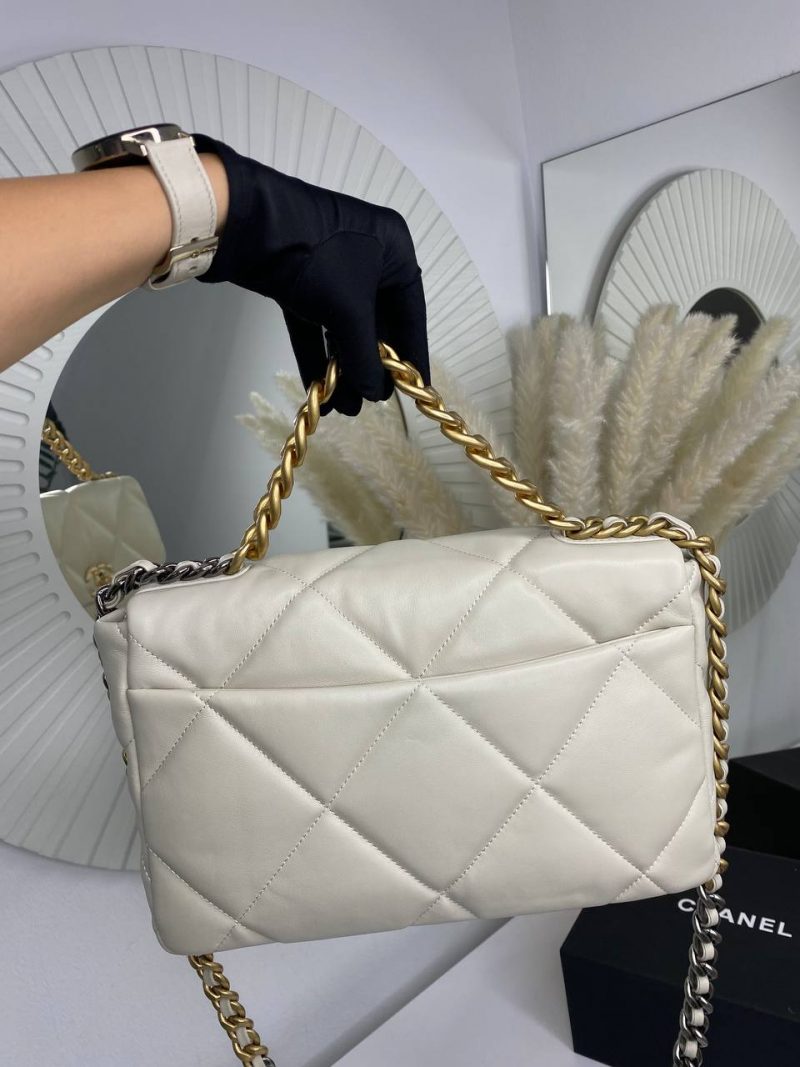 photo_5208484626744598657_y