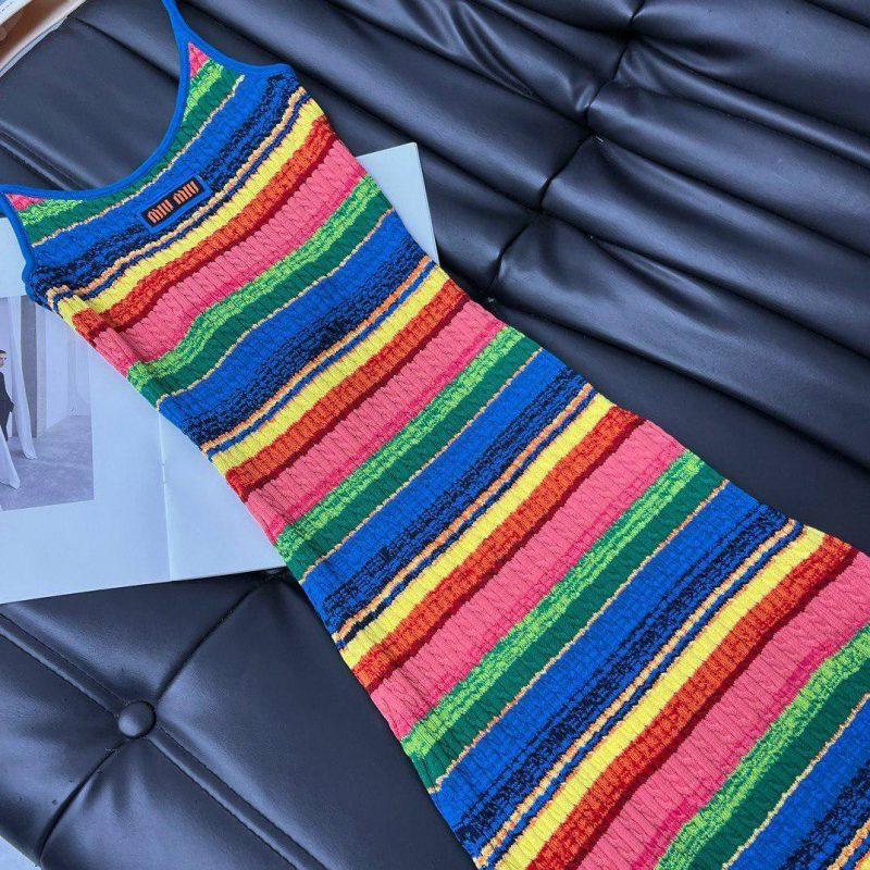 photo_5386484684424339266_y