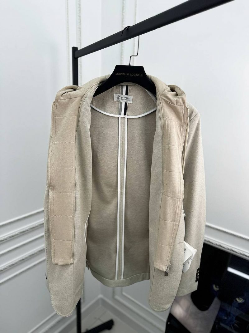 photo_4_2024-10-16_17-56-17