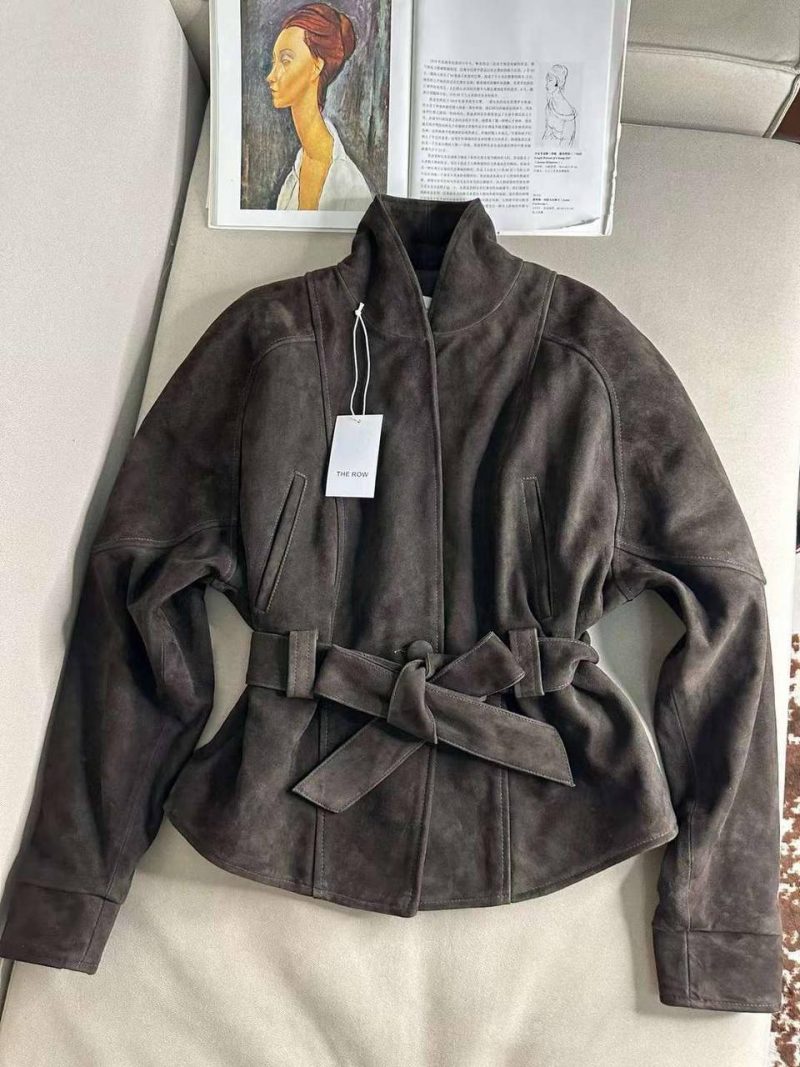 photo_5449905155064586581_y