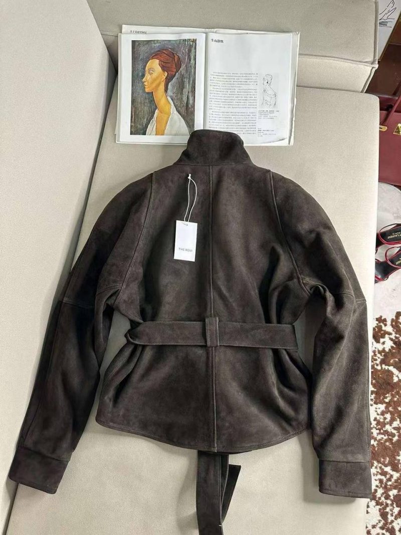 photo_5449905155064586582_y