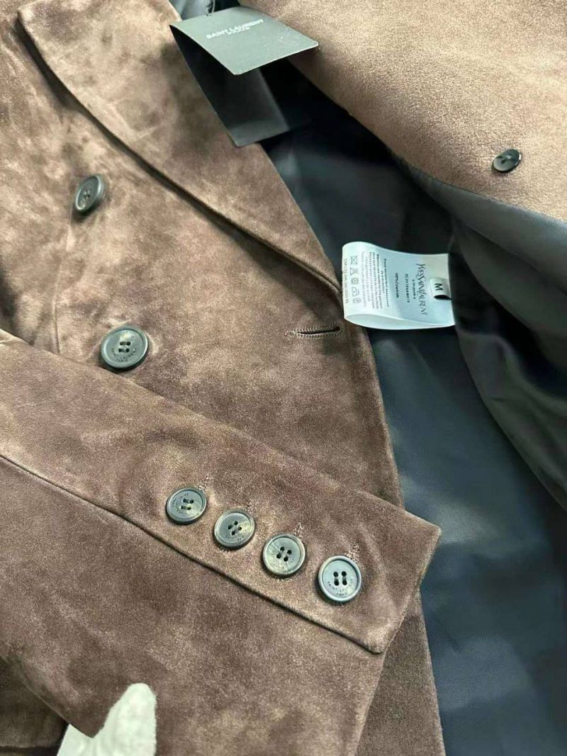 photo_5449905155064586652_y