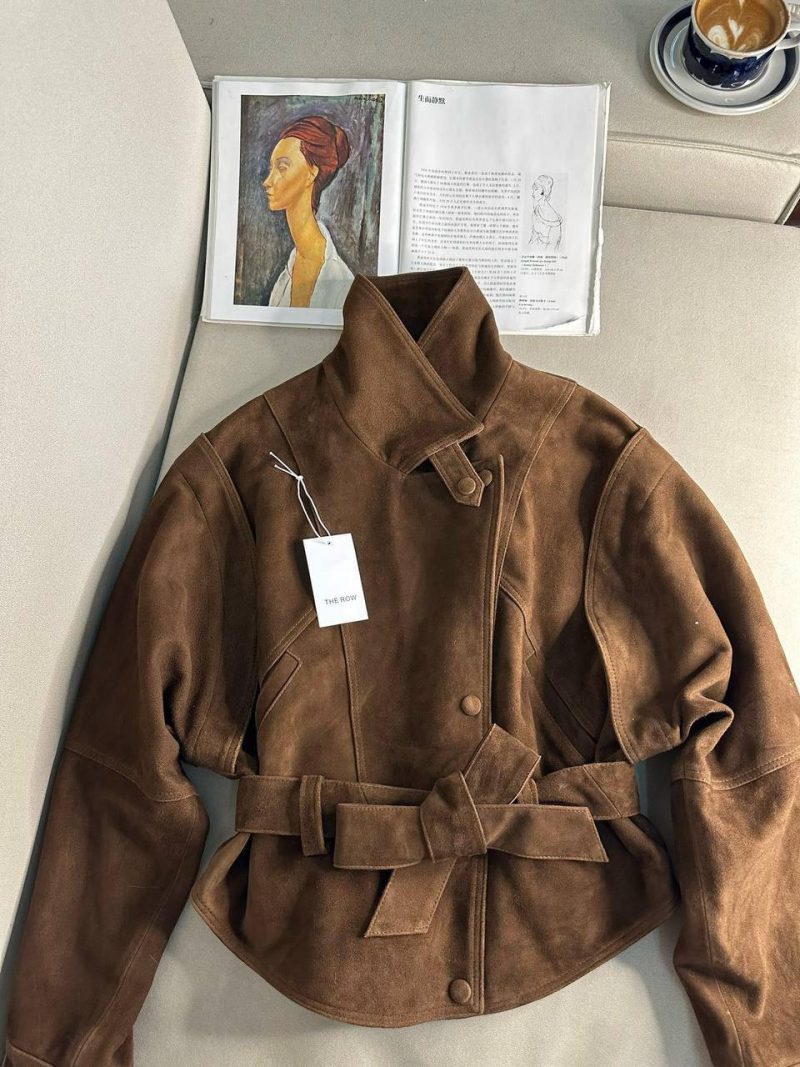 photo_5248985721669281259_y