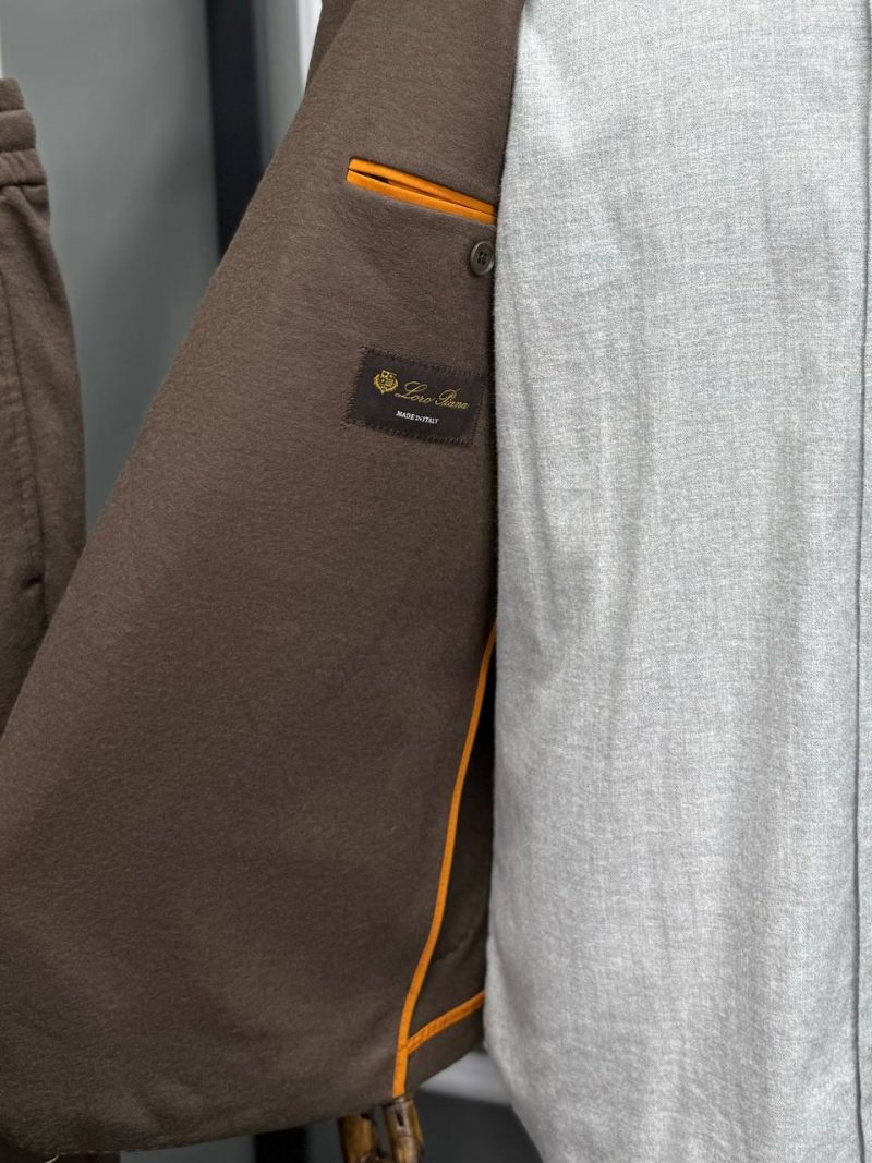 photo_1_2024-12-08_00-25-01