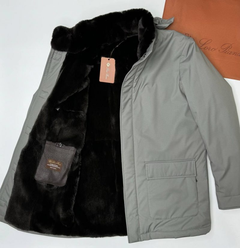 photo_2_2024-12-08_00-50-11