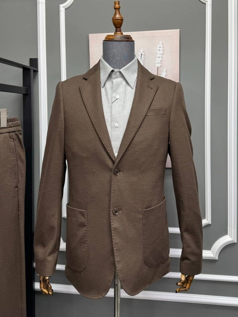 photo_3_2024-12-08_00-25-01