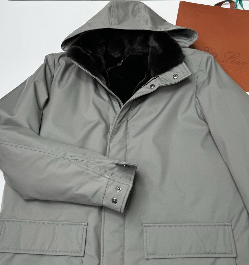 photo_3_2024-12-08_00-50-11