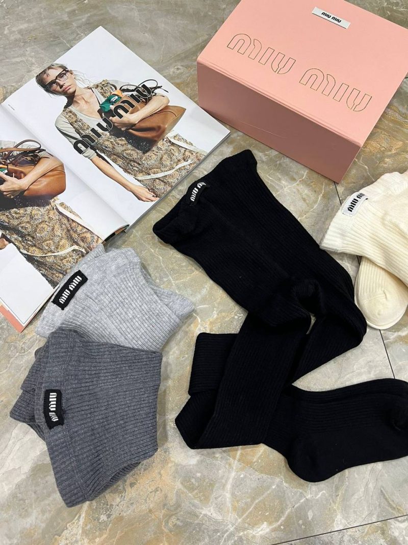 photo_5328073090544036118_y