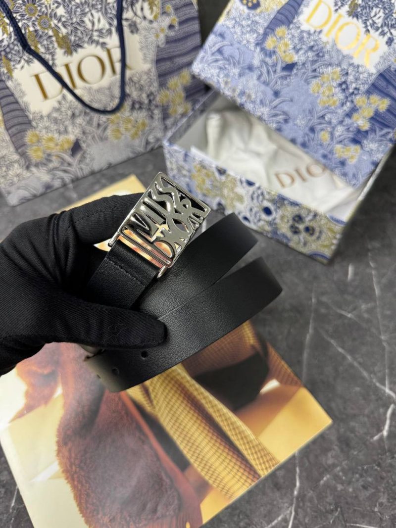 photo_5328073090544036186_y