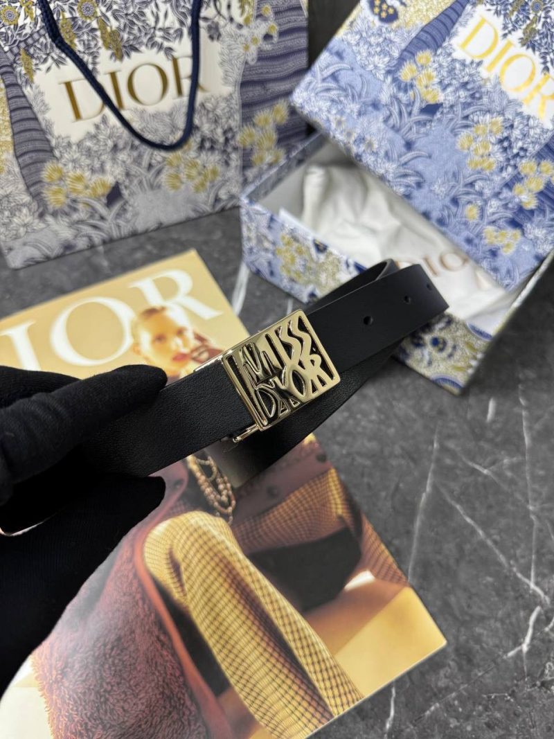 photo_5328073090544036188_y