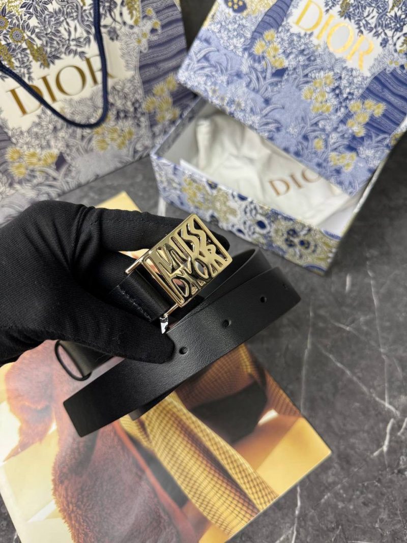 photo_5328073090544036189_y